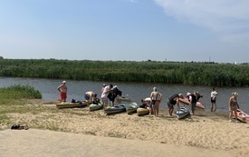 uczestnicy projektu na spływie kajakowym (7).jpeg
