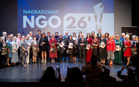 wszysycy laureaci konkursu Nagradzamy NGO z marszałkiemi członkiem zarządu