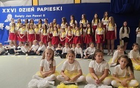 uczestnicy ulicznych Bieg&oacute;w w Łaapch (21)