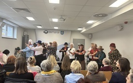 Gminna Rada Senior&oacute;w z Gr&oacute;dka z wizytą studyjną w Łapach (6)