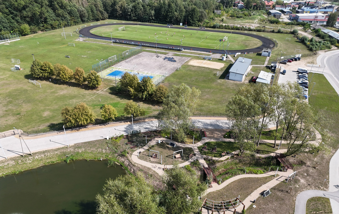 stadion miejski widziany z lotu ptaka