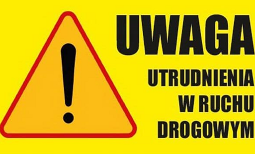 znak wykrzyknik i tekst utrudnienia