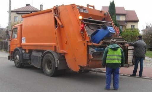 Śmierciarka z dwoma operatorami